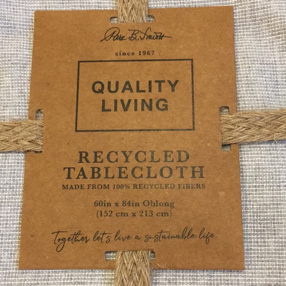 Gray Lace Trim  Recyclable Table Cloth Oblong NWT - Picture 2 of 16